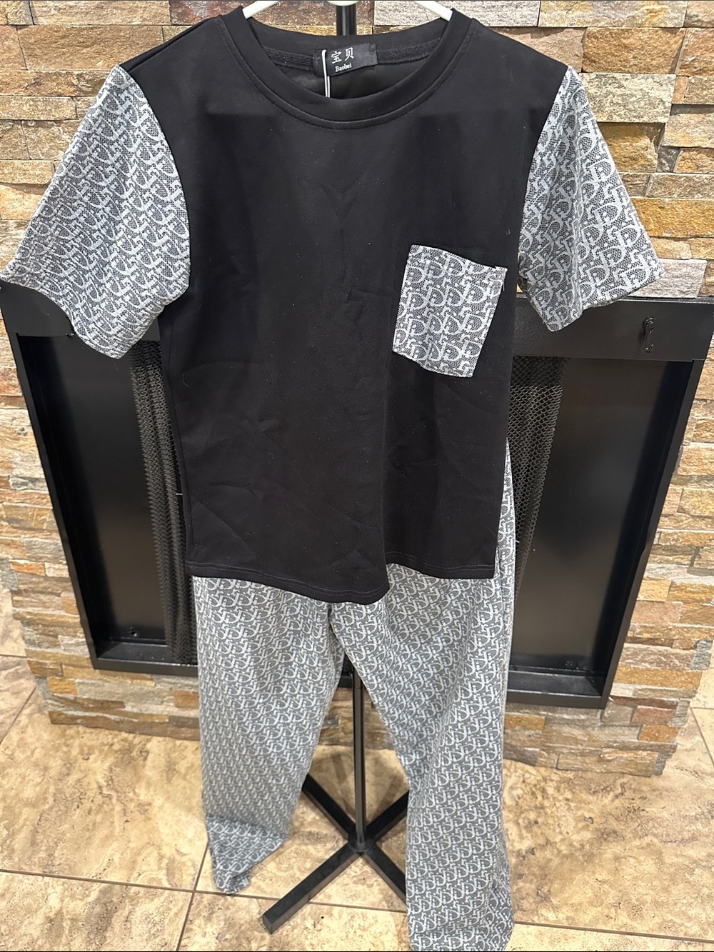 Black & Gray Logo-Print Pajama Set size S